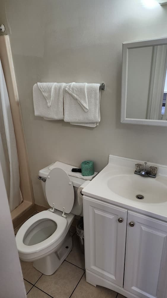 Stay Lodge Charlotte interior in Charlotte, NC — gallery photo 2