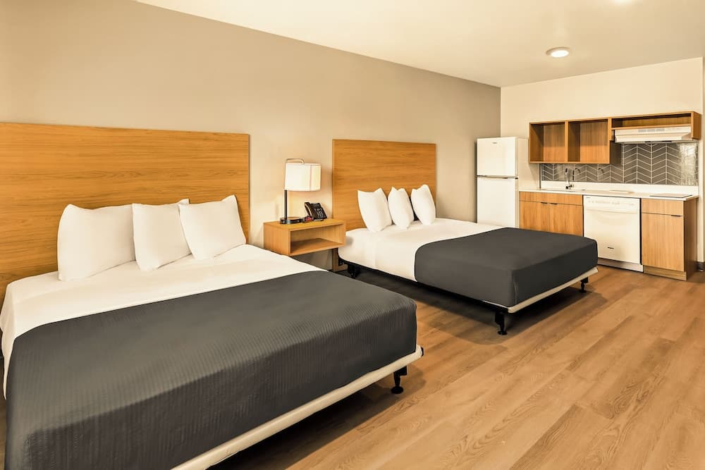 LivAway Suites Seattle-Renton gallery photo in Renton, WA — image 11