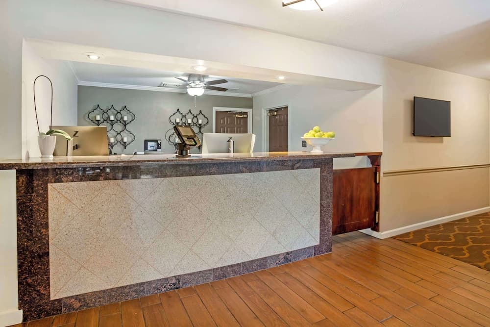 Best Western Clovis Cole gallery photo in Clovis, CA — image 30