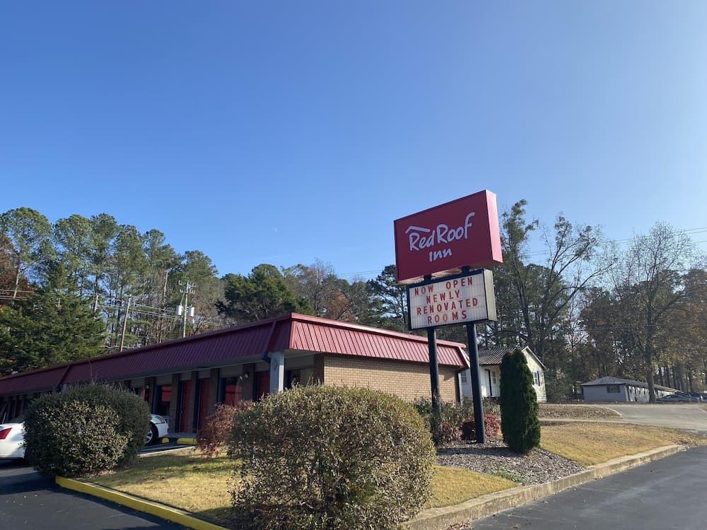 Red Roof Inn Jacksonville, AL property views in Jacksonville, AL — gallery photo 3