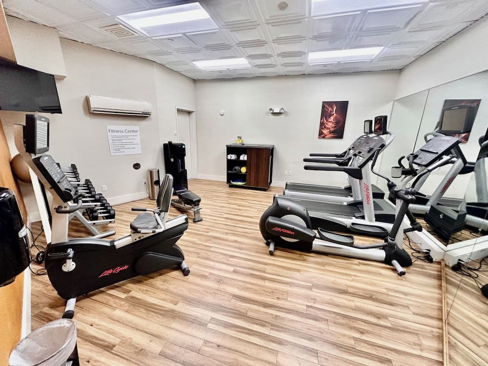 Pearl Street Hotel & Suites gallery photo in La Crosse, WI — image 6