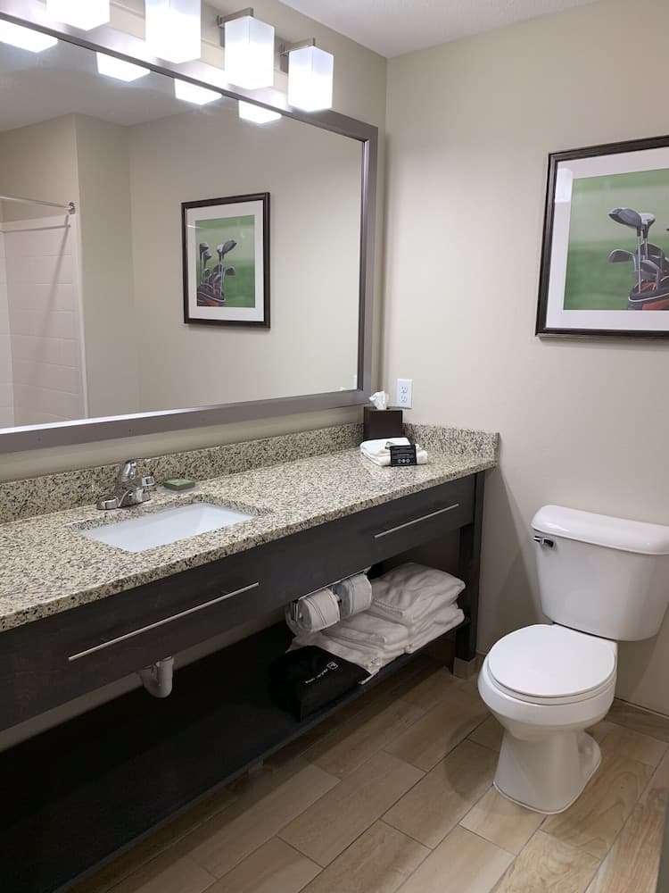 Little Crow Resort & Conference, Trademark by Wyndham property views in New London, MN — gallery photo 3