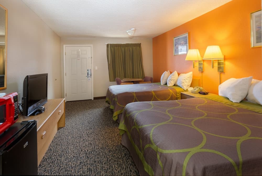 Cedar Valley Inn property views in Cedar City, UT — gallery photo 3