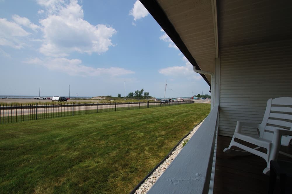 Snyder's Shoreline Inn gallery photo in Ludington, MI — image 55