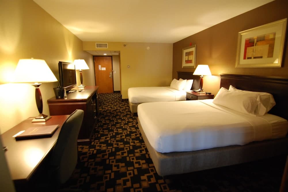 Express Suites Riverport Inn & Suites gallery photo in Winona, MN — image 17