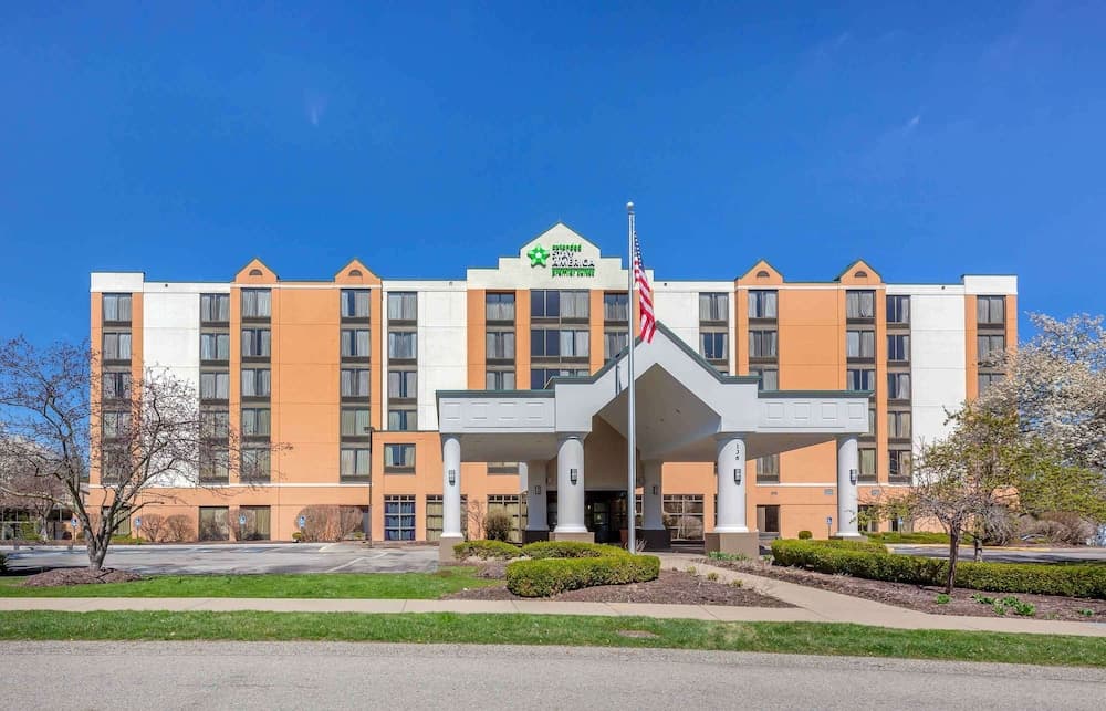 Extended Stay America Premier Suites Pittsburgh Cranberry To featured exterior or lobby in Cranberry Township — similar hotel