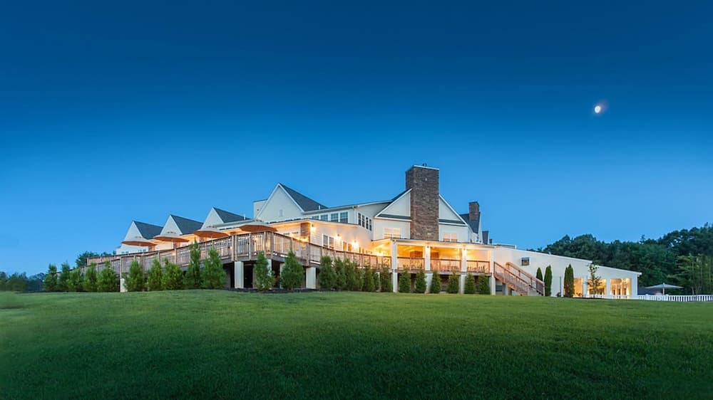 Shenandoah Wilderness Traveler featured exterior or lobby in Gordonsville, VA — similar hotel
