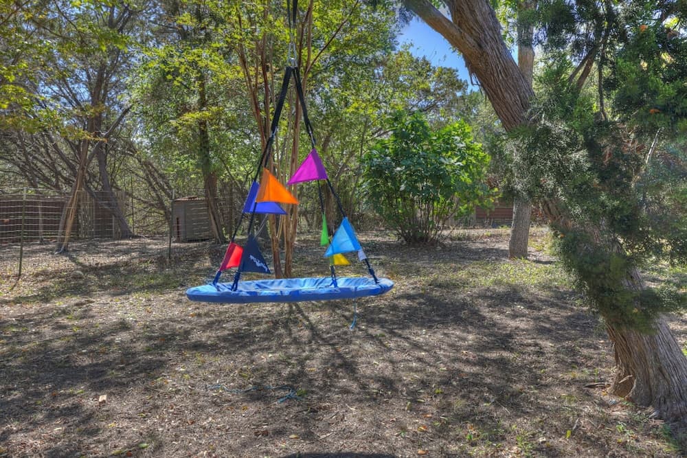 Terracotta Oasis - Wimberley for 30 Guests property views in Wimberley, TX — gallery photo 3