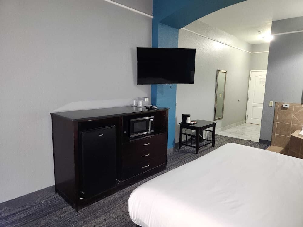 Stay Express Inn & Suites - Mobile AL property views in Mobile, AL — gallery photo 3