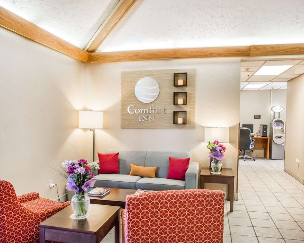Comfort Inn Bellefontaine property views in Bellefontaine, OH — gallery photo 3