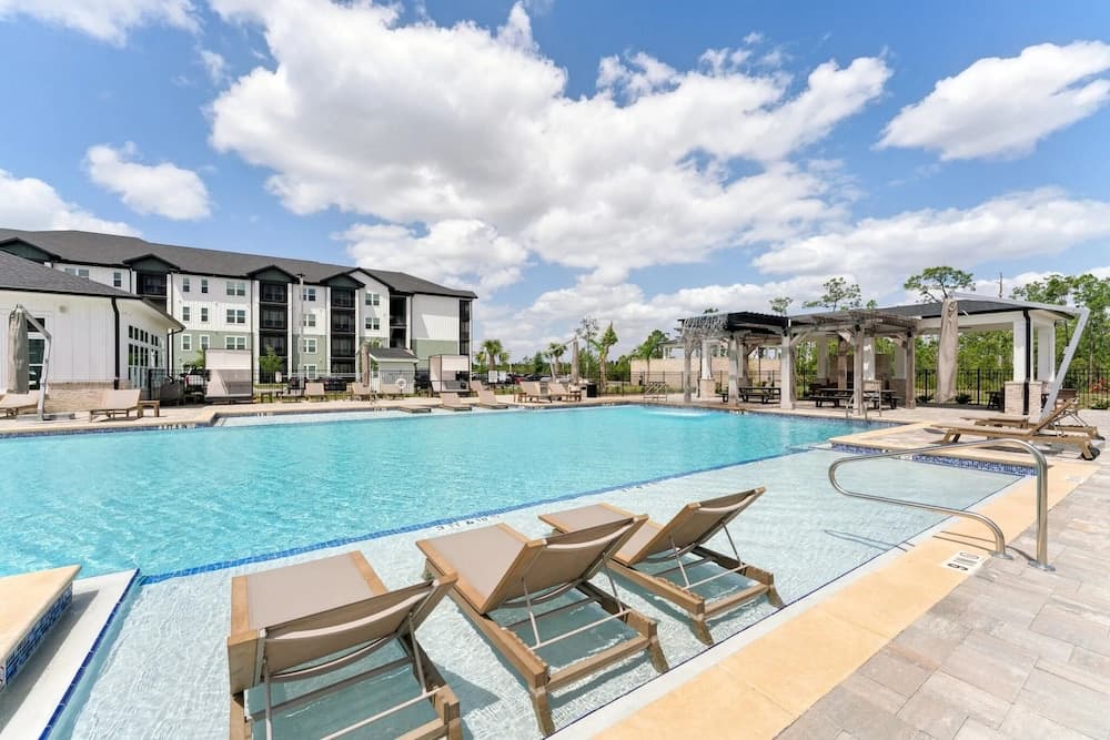 Landing Apartments Fort Myers near Olympia Pointe featured exterior or lobby in Fort Myers, FL — similar hotel