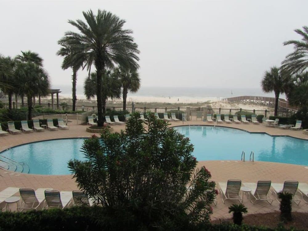 Beach Club Avalon 208 3 Bedroom Condo by RedAwning property views in Gulf Shores, AL — gallery photo 3