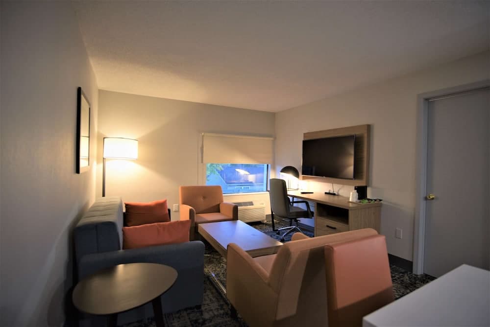 Baymont by Wyndham Pine Grove I-81 gallery photo in Pine Grove, PA — image 33