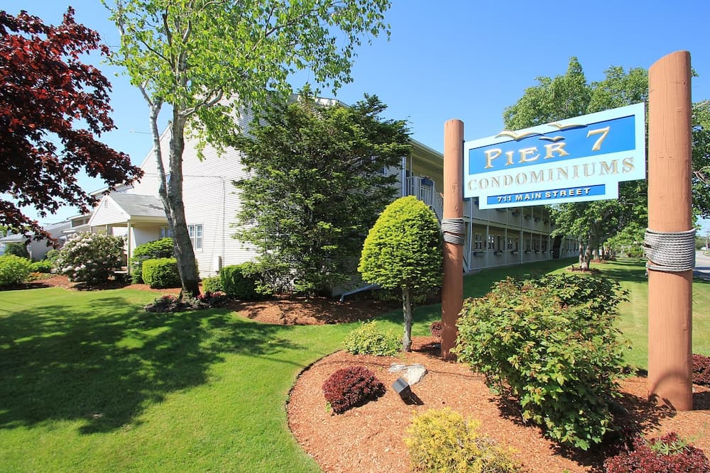 Pier 7 Condominiums — hotel in South Yarmouth, Massachusetts