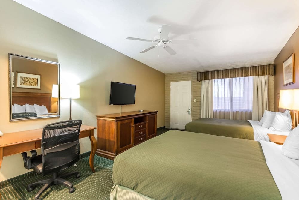 Quality Inn Washington - St. George North property views in Washington, UT — gallery photo 3