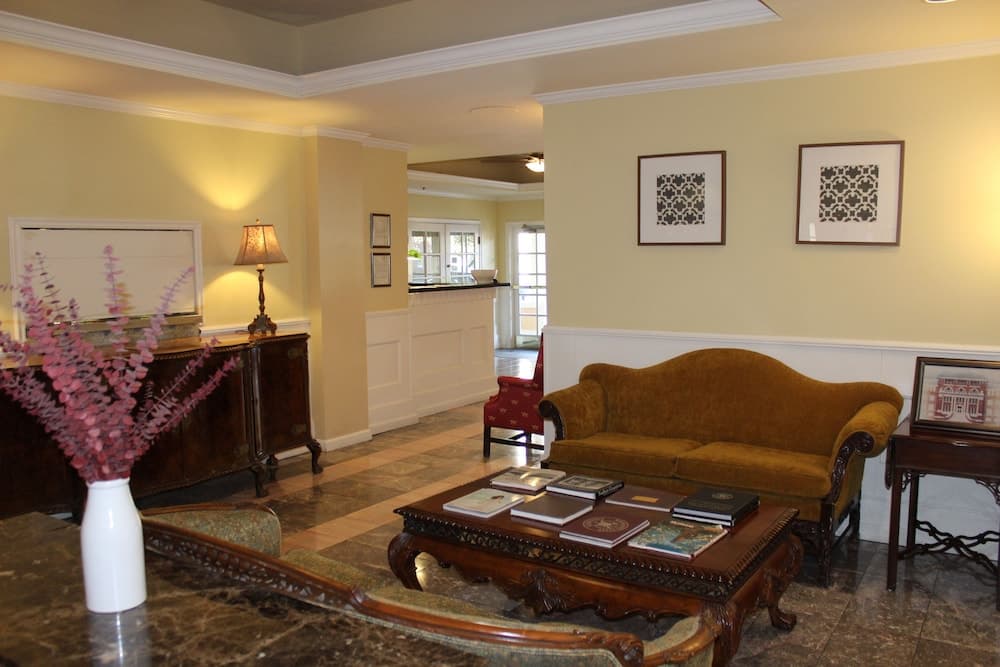 Hotel Chester property views in Starkville, MS — gallery photo 3