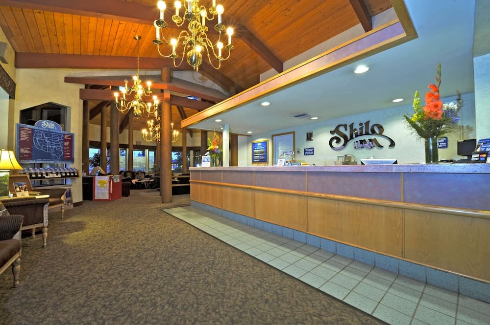 Shilo Inn Suites Hotel - Bend interior in Bend, OR — gallery photo 2