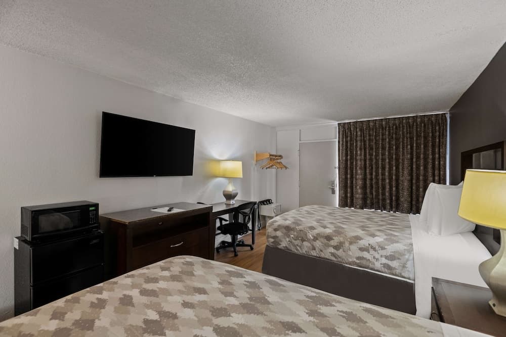 Americas Best Value Inn Orlando property views in Orlando, FL — gallery photo 3