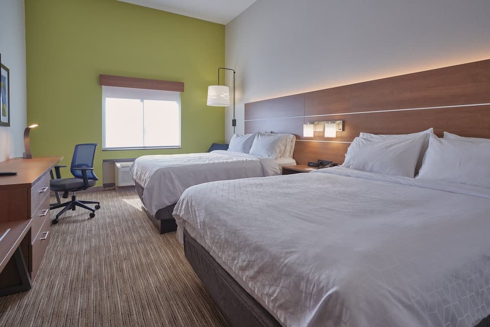 Holiday Inn Express & Suites Akron Regional Airport Area by IHG property views in Akron, OH — gallery photo 3