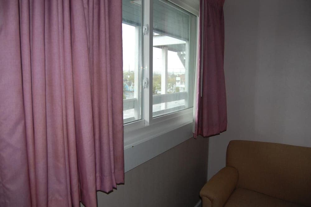 Sea Breeze Inn property views in Ocean City, MD — gallery photo 3