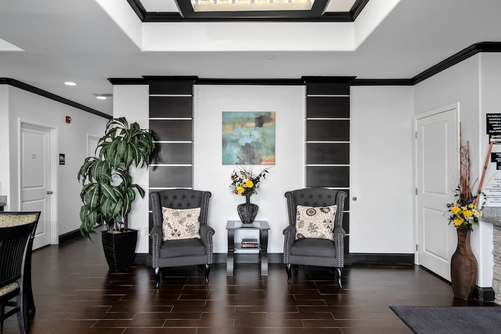 Super 8 by Wyndham Carthage TX property views in Carthage, TX — gallery photo 3