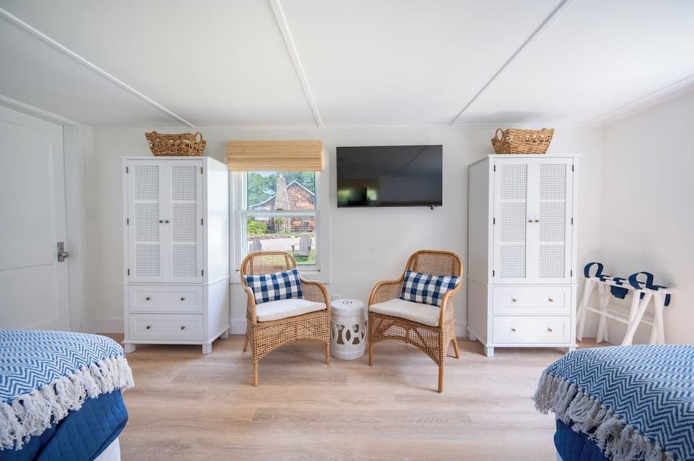 Marina Bay Cottages gallery photo in Waterford — image 71