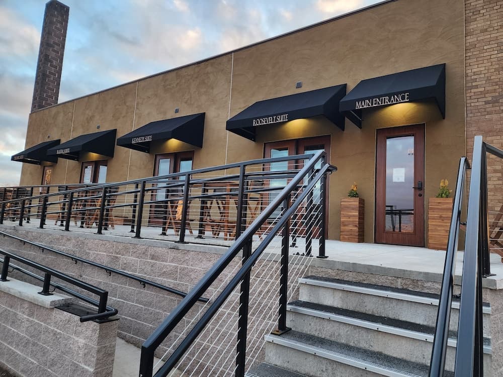 The Lodge Luxury Suites featured exterior or lobby in Hancock, MI — similar hotel