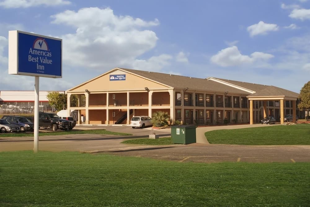 Americas Best Value Inn Waco — hotel in Waco, Texas