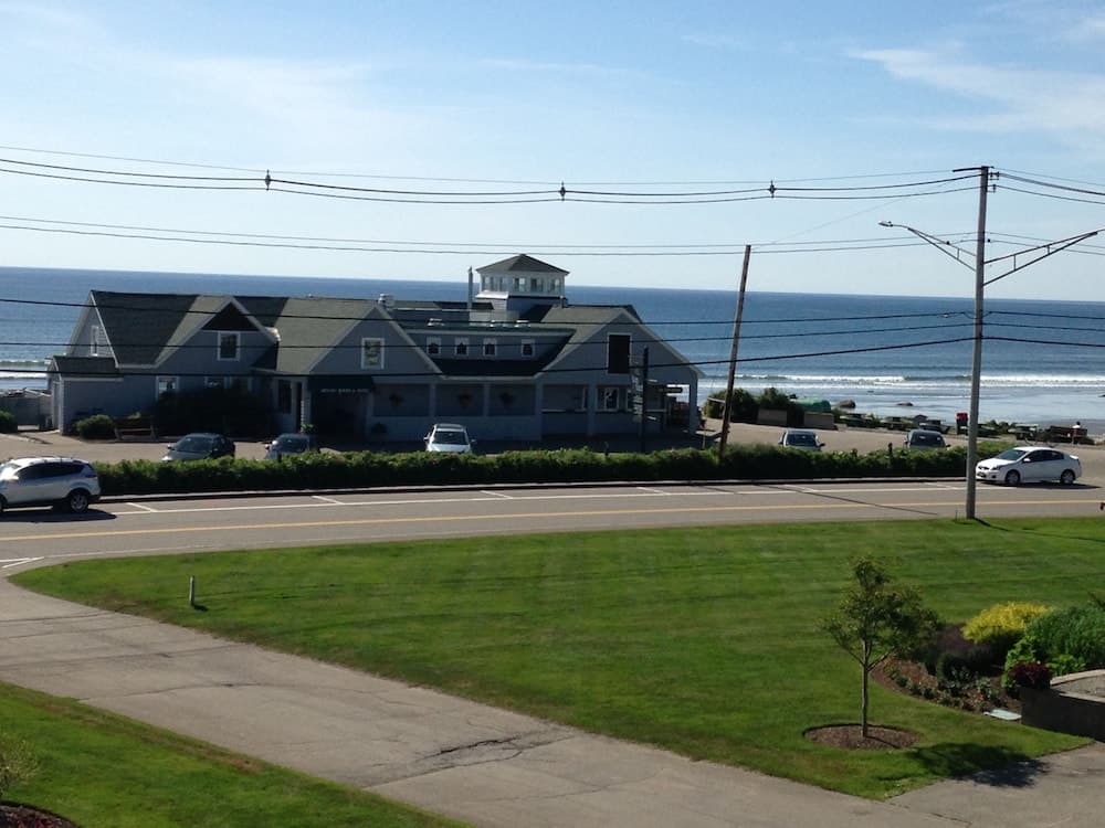 Anchorage Inn and Resort featured exterior or lobby in York Beach, ME — similar hotel