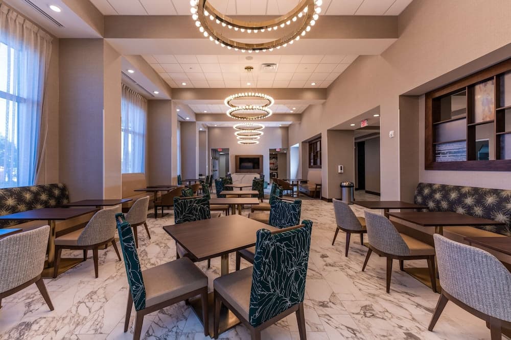 Hampton Inn & Suites Houston Sugar Land gallery photo in Sugar Land, TX — image 37