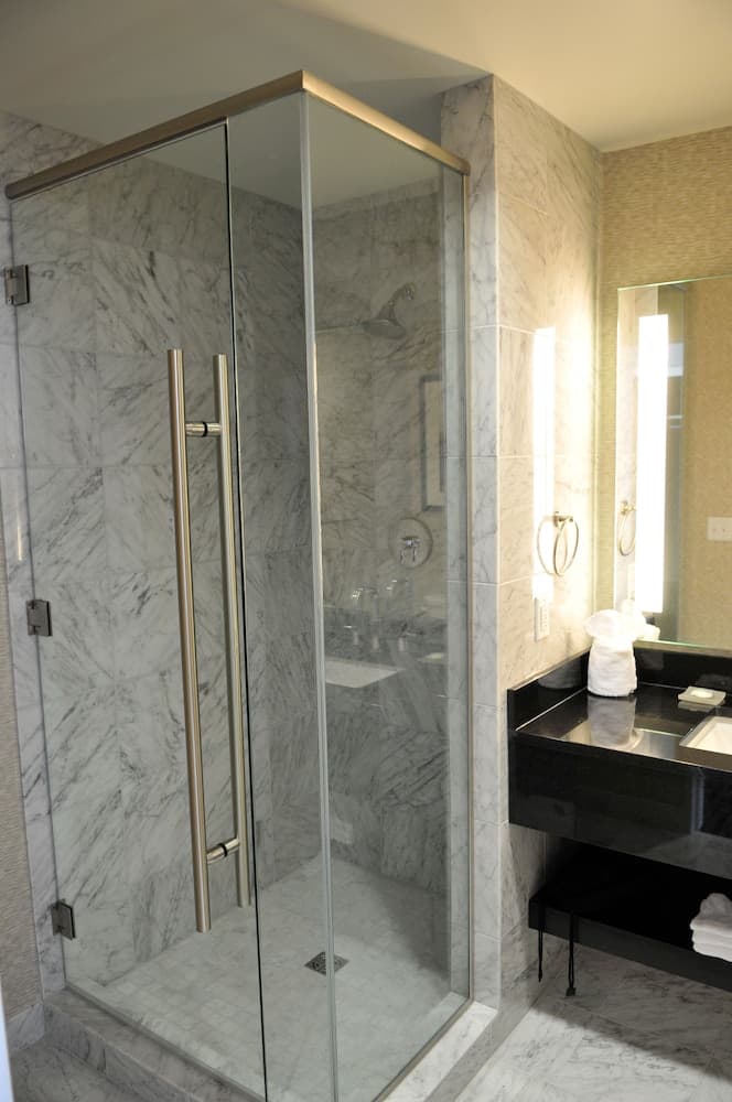 The Hotel at Kirkwood Center gallery photo in Cedar Rapids, IA — image 16