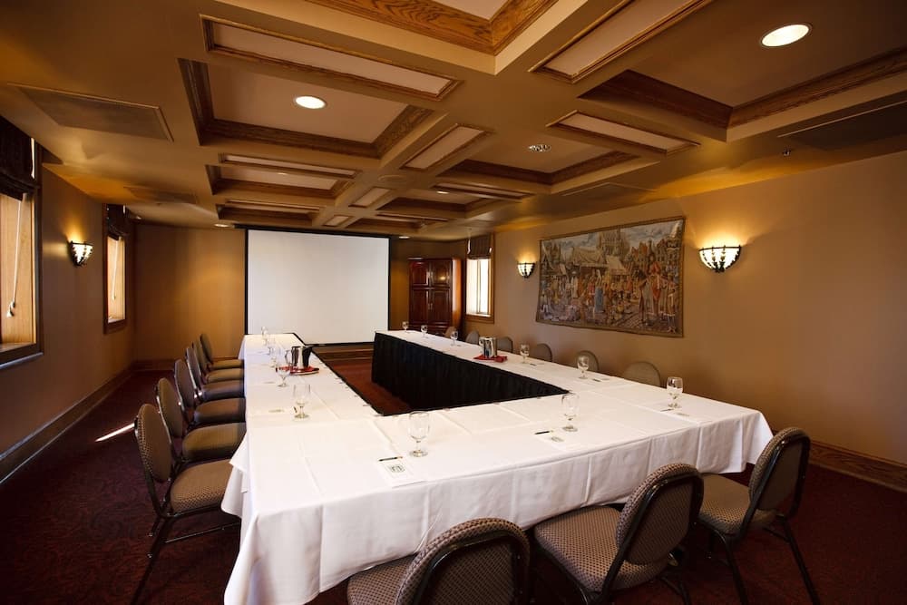 Bertram Inn at Glenmoor gallery photo in Canton, OH — image 11