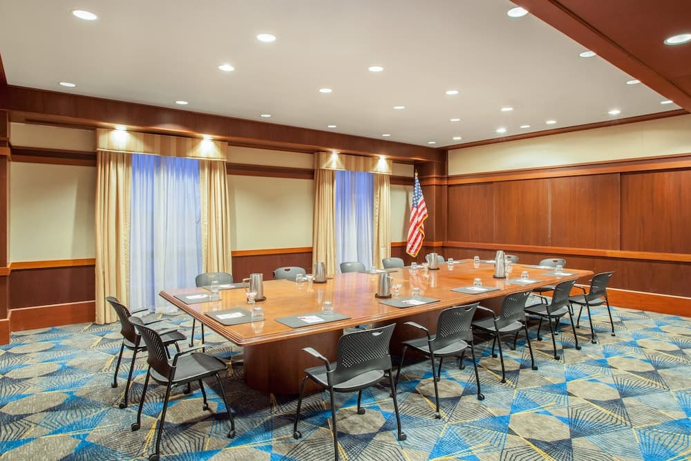 Crowne Plaza Springfield Convention Center by IHG gallery photo in Springfield, IL — image 9