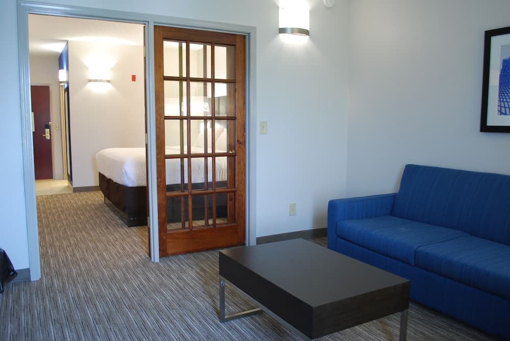 Holiday Inn Express Hotel and Suites Kingsport by IHG gallery photo in Kingsport, TN — image 12