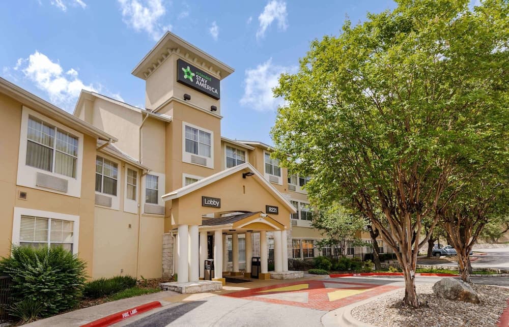 Extended Stay America Suites Austin North Central featured exterior or lobby in Austin, TX — similar hotel