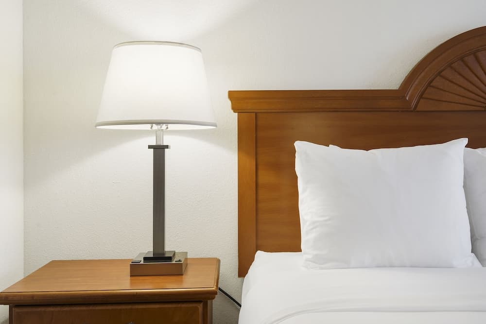 Thousand Hills Resort Hotel property views in Branson, MO — gallery photo 3