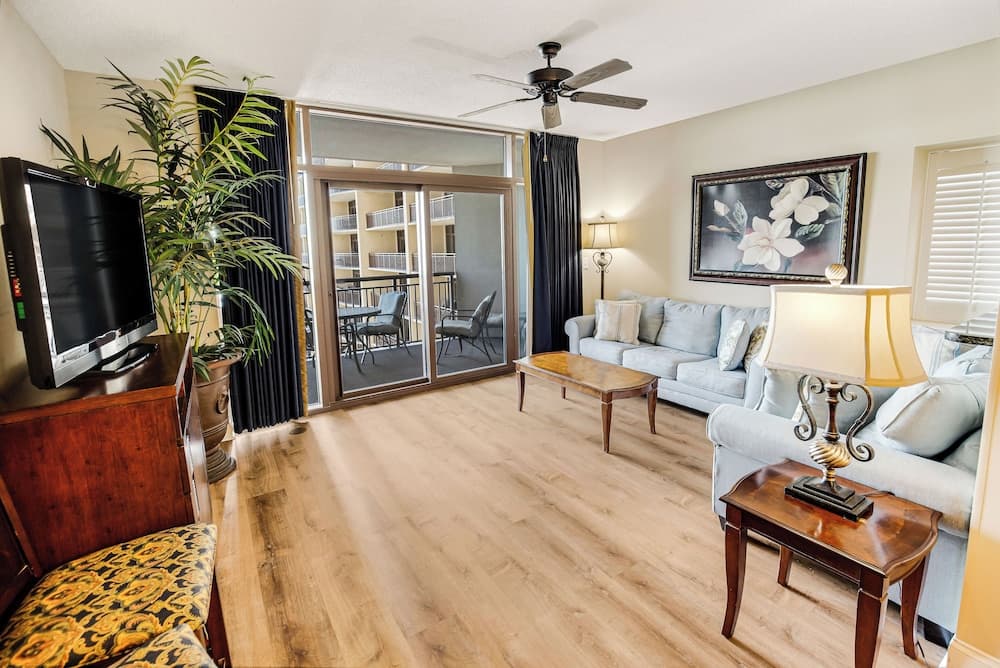 North Beach Resort & Villas gallery photo in North Myrtle Beach, SC — image 580