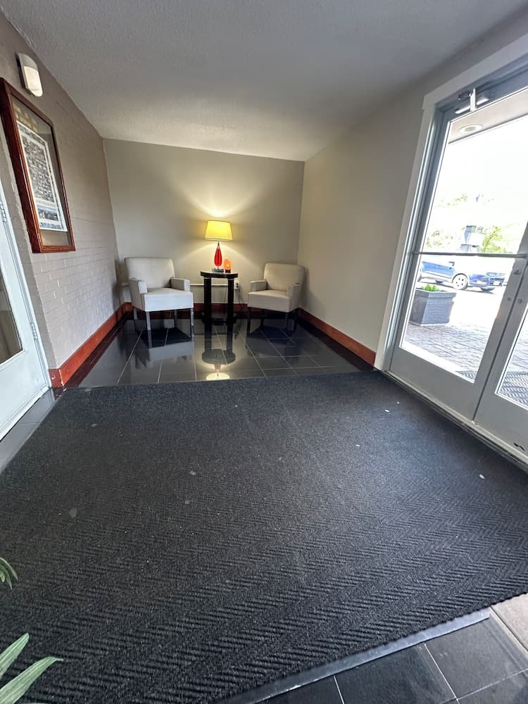 Whaler Inn and Suites gallery photo in New Bedford, MA — image 23