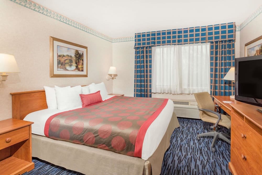 Ramada by Wyndham Kent Seattle Area gallery photo in Kent, WA — image 14