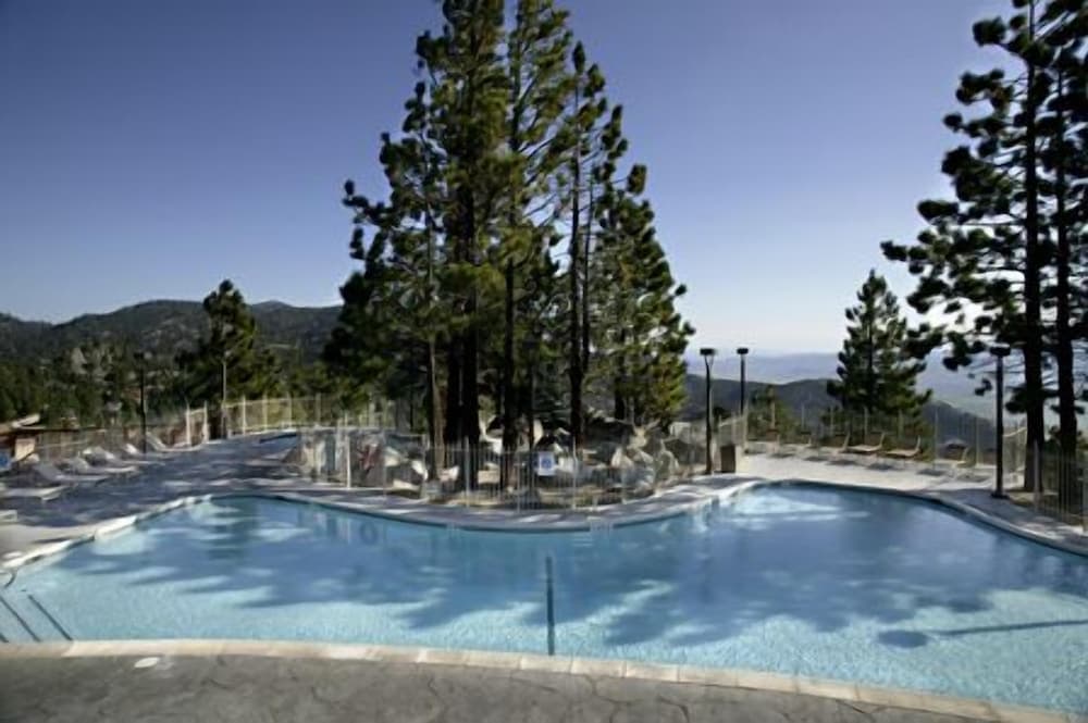 Ridge Crest property views in Stateline, NV — gallery photo 3