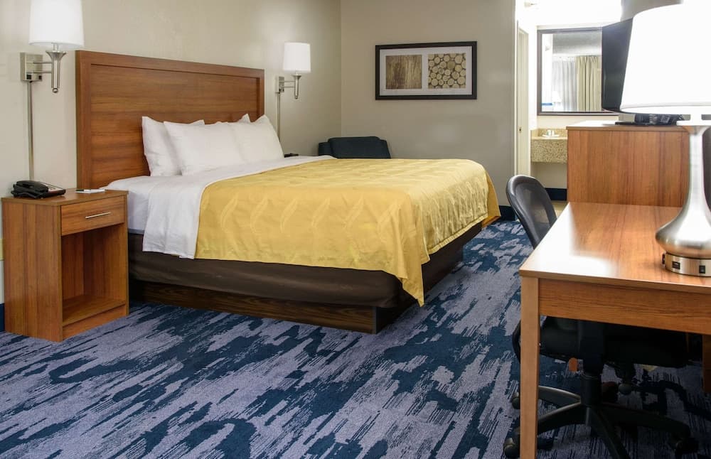 Quality Inn Lewisburg property views in Lewisburg, WV — gallery photo 3