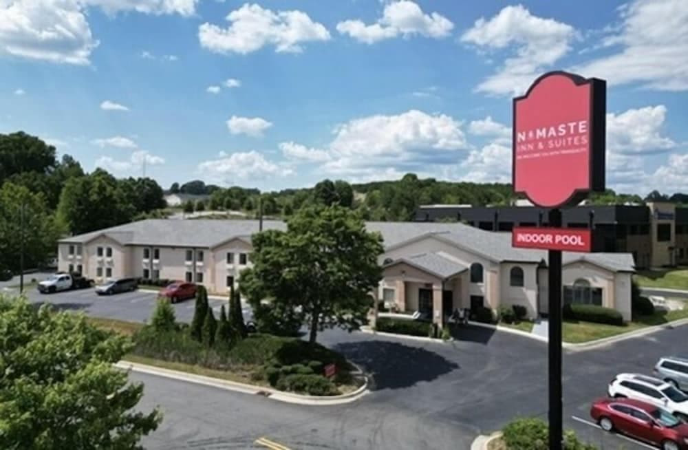 Namaste Inn & Suites Dawsonville exterior or lobby in Dawsonville, GA — main listing photo