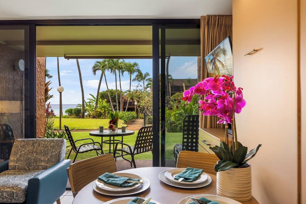Kuleana Club - 307 featured exterior or lobby in Lahaina, HI — similar hotel