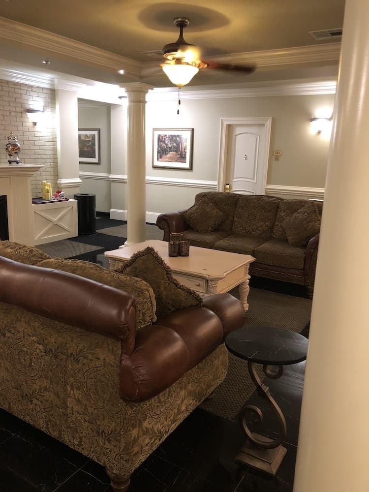 The Juliet Hotel interior in Lafayette, LA — gallery photo 2