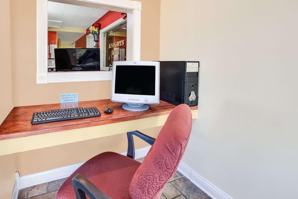 Rodeway Inn & Suites Saginaw I-675 gallery photo in Saginaw, MI — image 6