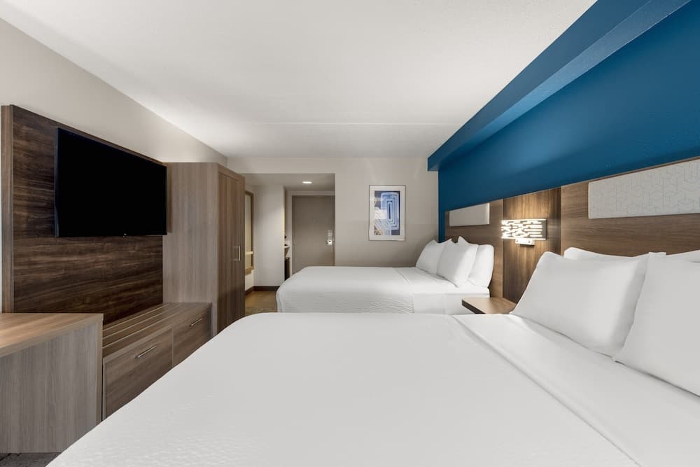 Holiday Inn Express Hotel & Suites Danbury - I-84 by IHG gallery photo in Danbury, CT — image 33