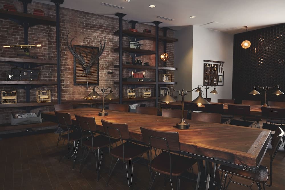 Hotel Vandivort interior in Springfield, MO — gallery photo 2