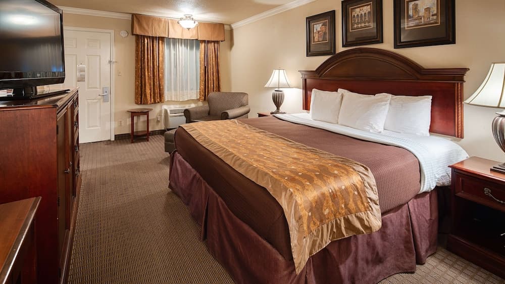 Best Western Inn Of McAlester interior in McAlester, OK — gallery photo 2