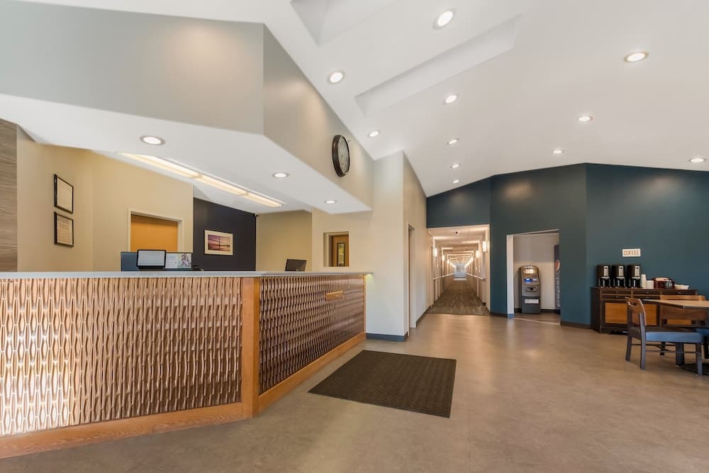 SureStay Plus Hotel by Best Western Highland Poughkeepsie gallery photo in Highland, NY — image 12