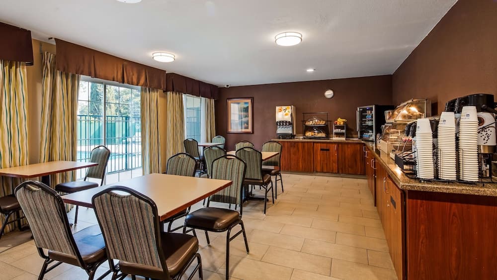 Best Western Brentwood Inn gallery photo in Brentwood, CA — image 13